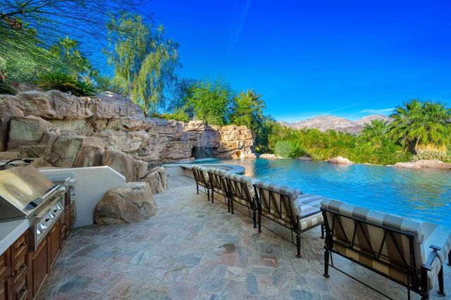 100 Lantana, Palm Desert, CA 92260