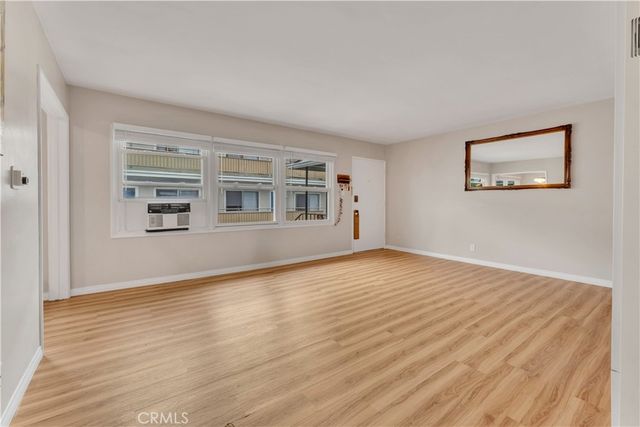 1250 E 1st street 7, Long Beach, CA 90802