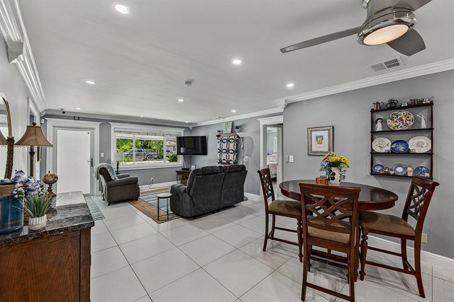 3220 SW 16TH Court, Fort Lauderdale, FL 33312