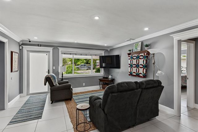 3220 SW 16TH Court, Fort Lauderdale, FL 33312