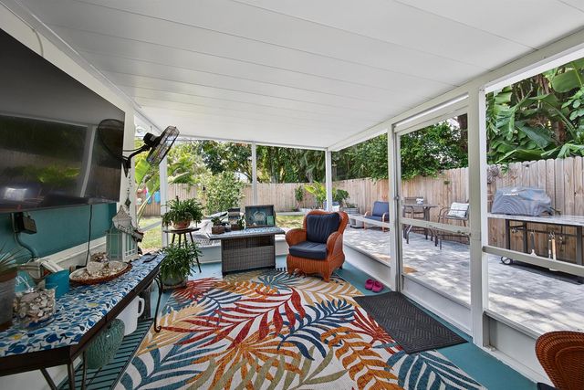 3220 SW 16TH Court, Fort Lauderdale, FL 33312