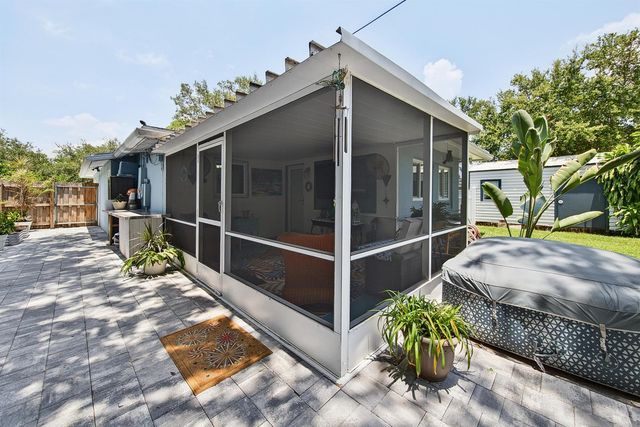 3220 SW 16TH Court, Fort Lauderdale, FL 33312
