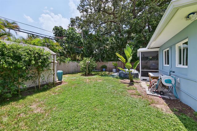 3220 SW 16TH Court, Fort Lauderdale, FL 33312