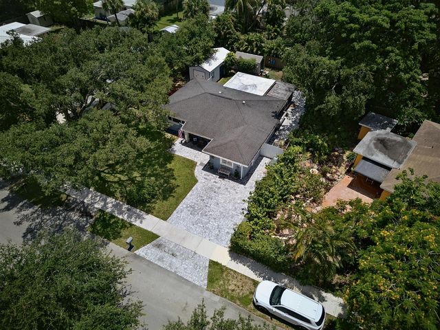3220 SW 16TH Court, Fort Lauderdale, FL 33312