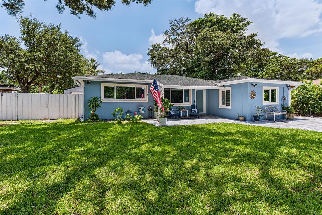 3220 SW 16TH Court, Fort Lauderdale, FL 33312