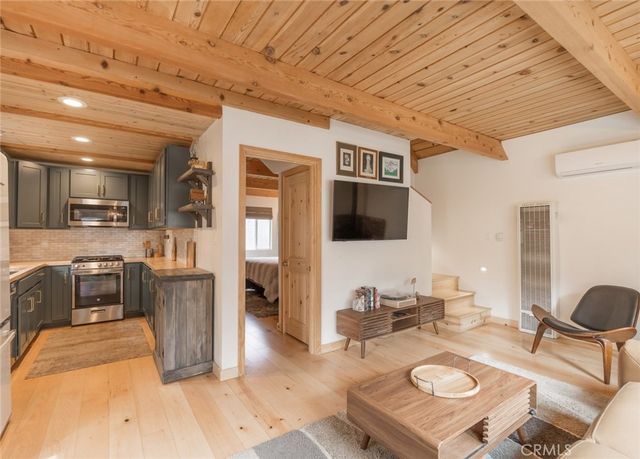2047 7th Lane, Big Bear City, CA 92314