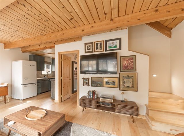 2047 7th Lane, Big Bear City, CA 92314