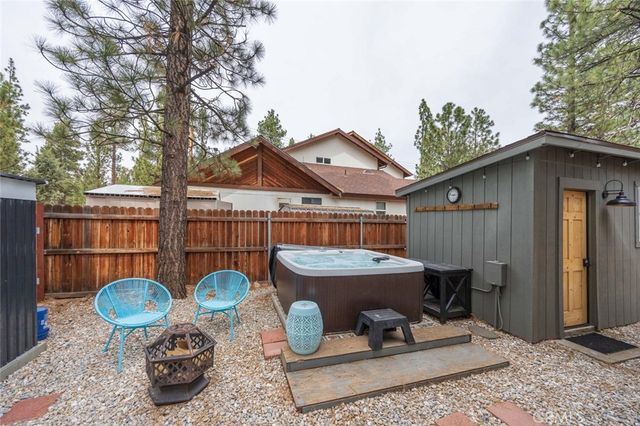 2047 7th Lane, Big Bear City, CA 92314