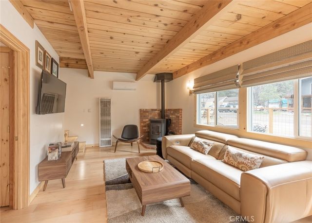 2047 7th Lane, Big Bear City, CA 92314