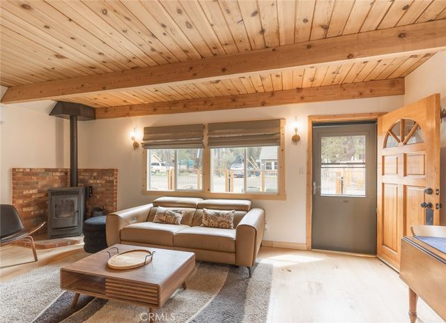 2047 7th Lane, Big Bear City, CA 92314