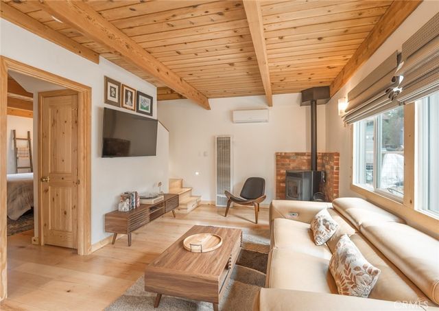 2047 7th Lane, Big Bear City, CA 92314