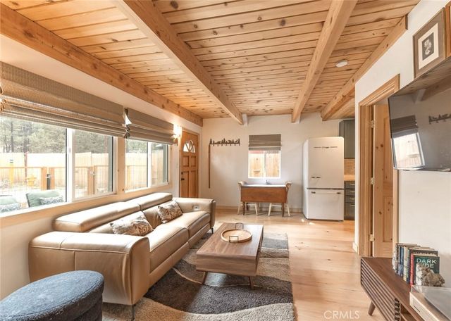 2047 7th Lane, Big Bear City, CA 92314