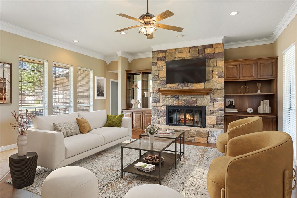 5710 Nutcracker Drive, Granbury, TX 76049