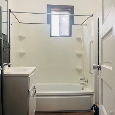 711 E 6th St, Pueblo, CO 81001