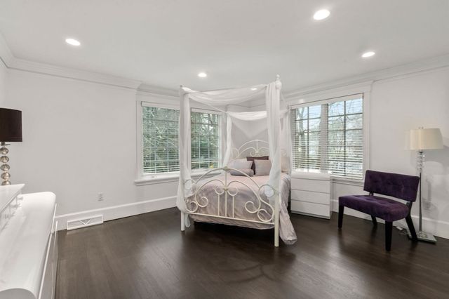 11 Mosley Rd., Newton, MA 02459