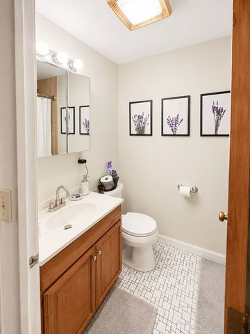135 Walnut St. 1, Somerville, MA 02145