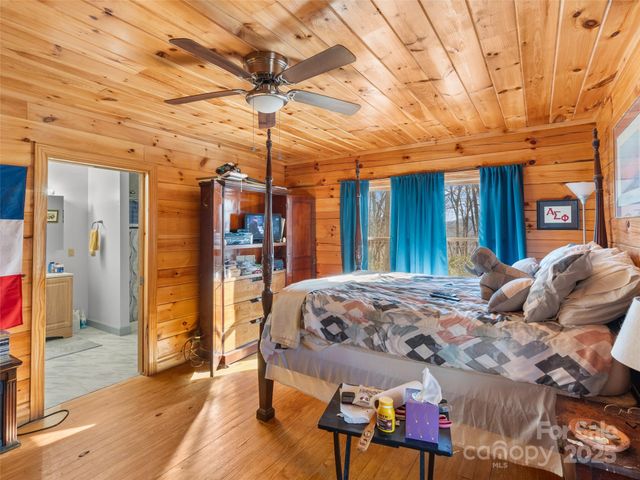 252 Idylwild Lane, Black Mountain, NC 28711