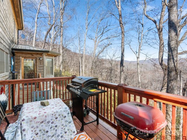 252 Idylwild Lane, Black Mountain, NC 28711