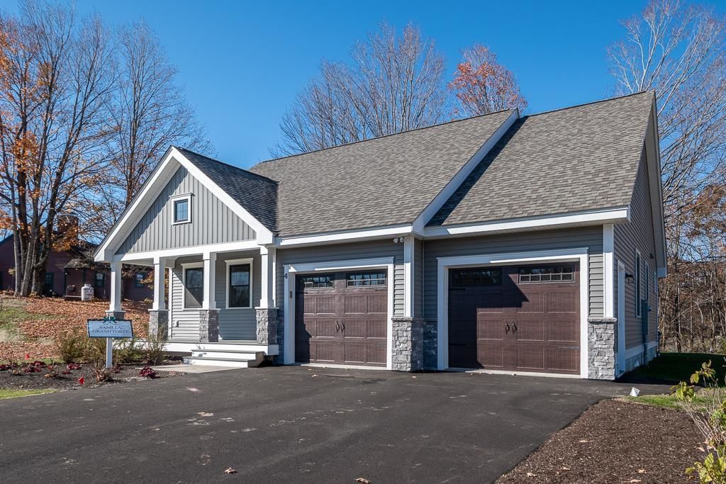 3 Byrne Circle, Brentwood, NH 03833