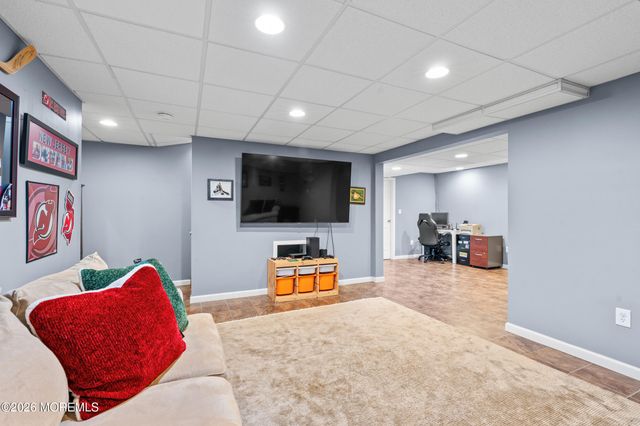 47 Sun Hollow Road, Howell, NJ 07731