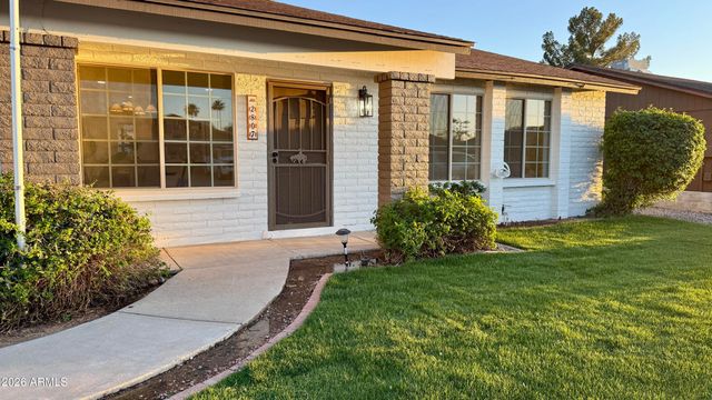 2807 W CHARLESTON Avenue, Phoenix, AZ 85053