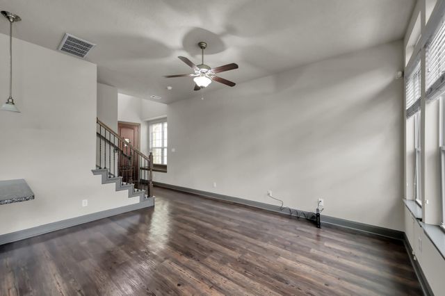 38 Aventura Place, Spring, TX 77389