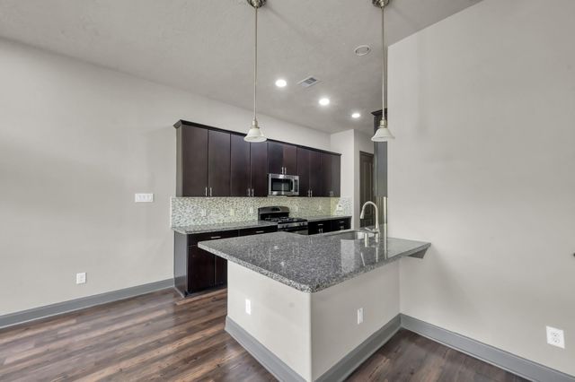 38 Aventura Place, Spring, TX 77389