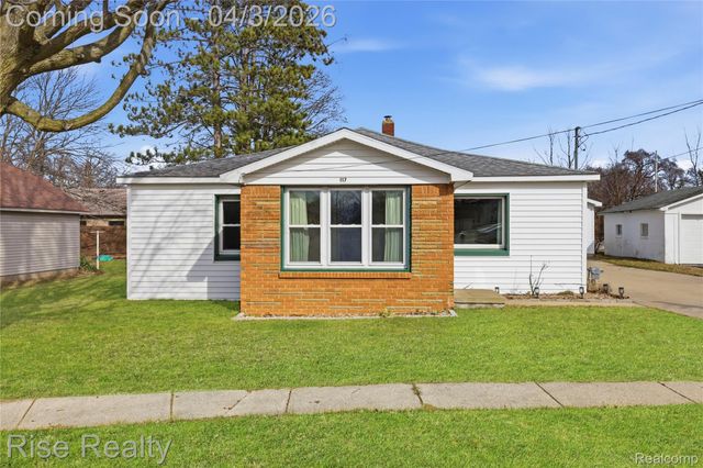 117 Perry Street, Montrose, MI 48457