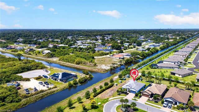 3721 E Hampton CIR, Alva, FL 33920