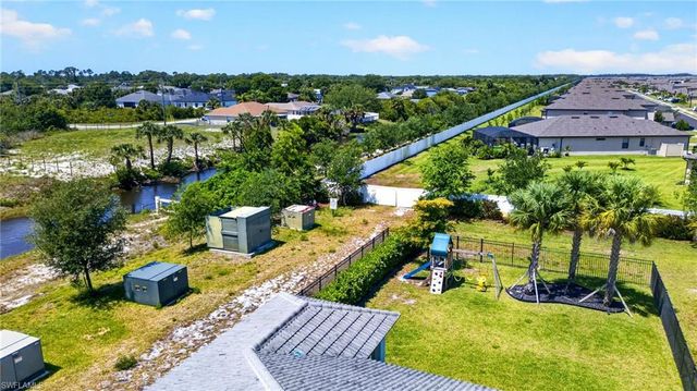 3721 E Hampton CIR, Alva, FL 33920