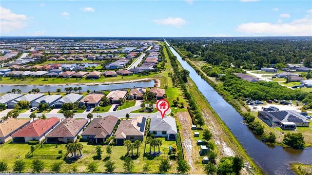 3721 E Hampton CIR, Alva, FL 33920