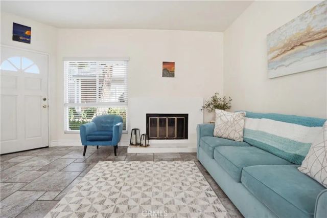 48 Monroe, Irvine, CA 92620