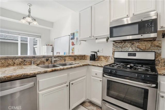 48 Monroe, Irvine, CA 92620