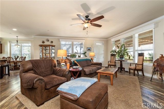 2023 Twelve Oaks Drive, Paso Robles, CA 93446