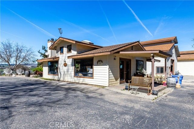 2023 Twelve Oaks Drive, Paso Robles, CA 93446