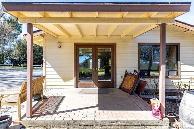 2023 Twelve Oaks Drive, Paso Robles, CA 93446