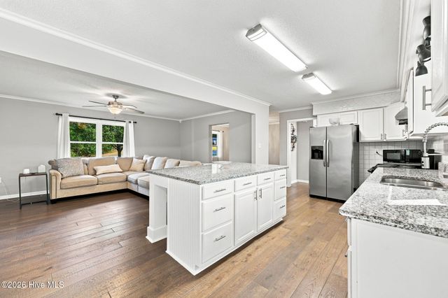 180 Carthage Road, Carthage, NC 28327