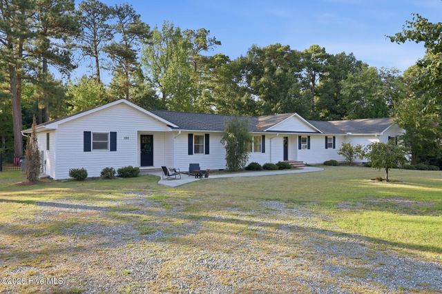 180 Carthage Road, Carthage, NC 28327