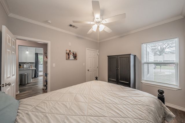 800 E Elm Street, Hillsboro, TX 76645