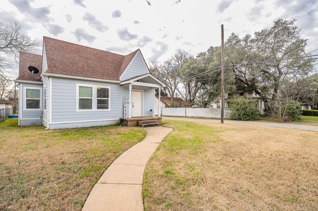800 E Elm Street, Hillsboro, TX 76645