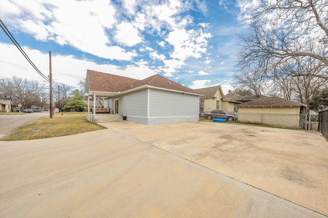 800 E Elm Street, Hillsboro, TX 76645