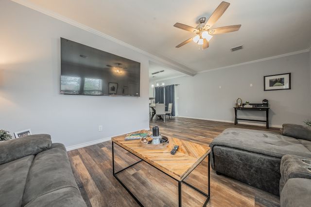 800 E Elm Street, Hillsboro, TX 76645