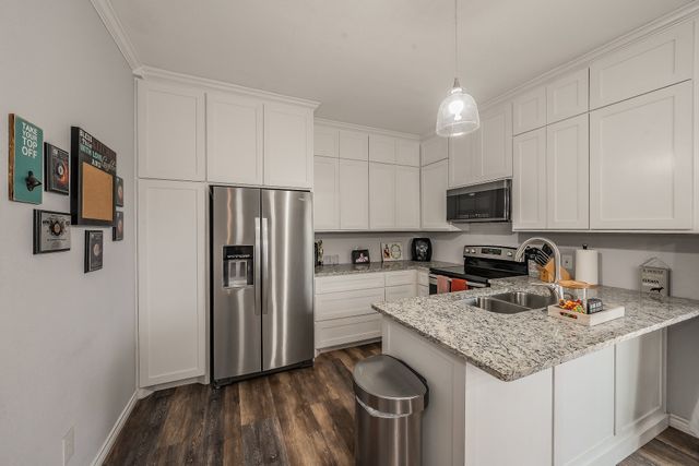 800 E Elm Street, Hillsboro, TX 76645