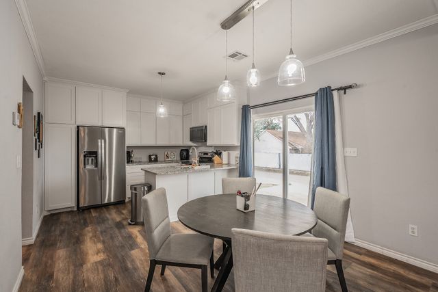 800 E Elm Street, Hillsboro, TX 76645