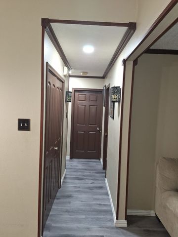 109 Ridgeway Circle, Lewisville, TX 75067