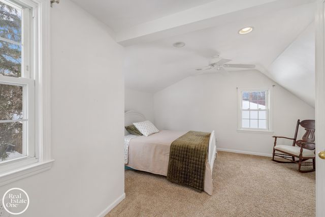 781 Loraine Street, Grosse Pointe, MI 48230