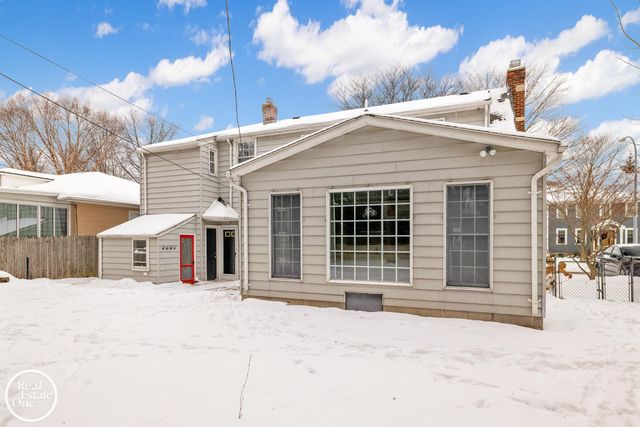 781 Loraine Street, Grosse Pointe, MI 48230