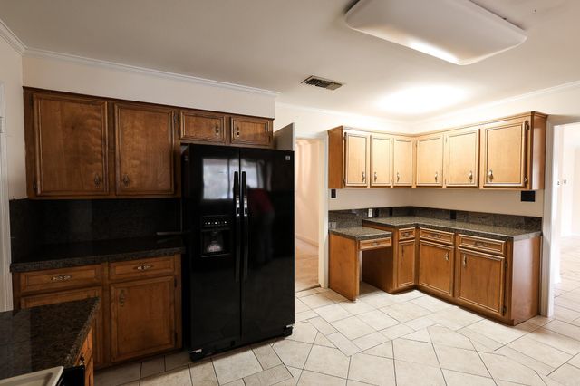1415 W Main St, El Dorado, AR 71730