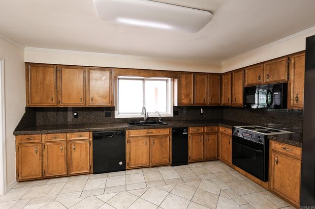 1415 W Main St, El Dorado, AR 71730