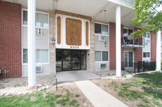 9204 Bumble Bee Drive 1H, Des Plaines, IL 60016